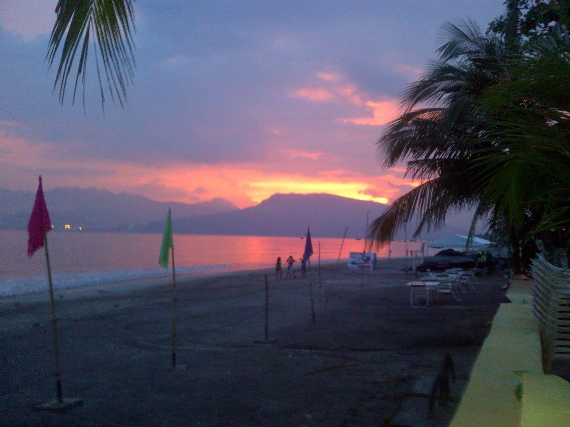 Treasure Island Resort Olongapo Exterior foto